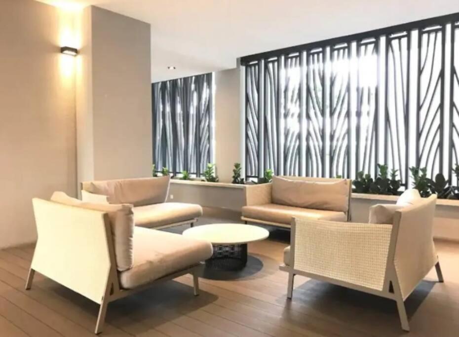 Teega Suites Seaview By Vdo Homestay 努沙再也 外观 照片
