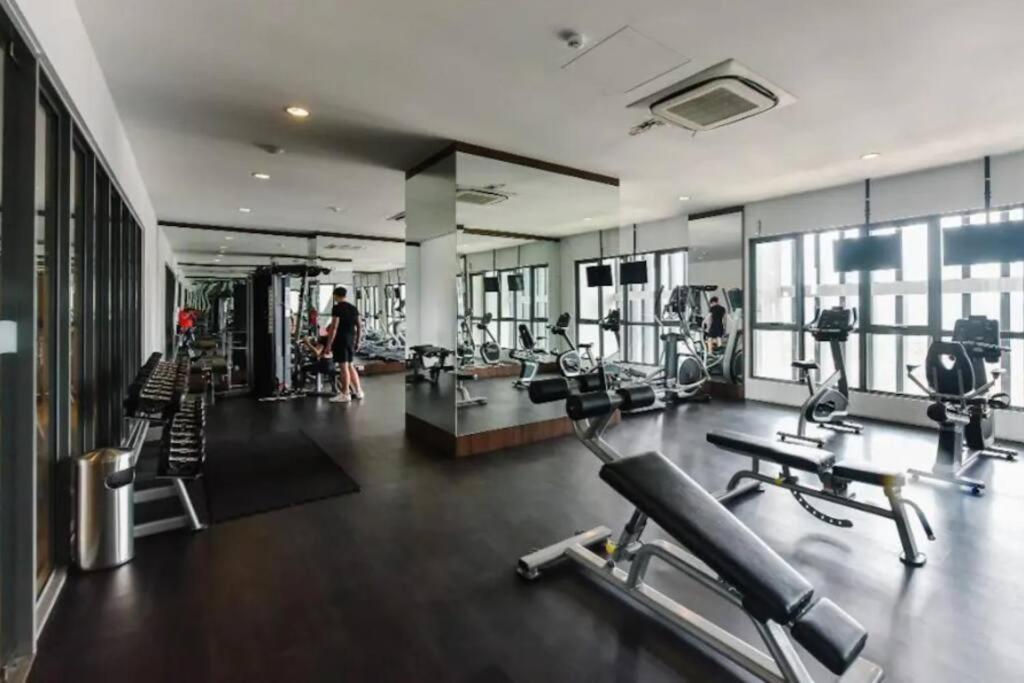 Teega Suites Seaview By Vdo Homestay 努沙再也 外观 照片